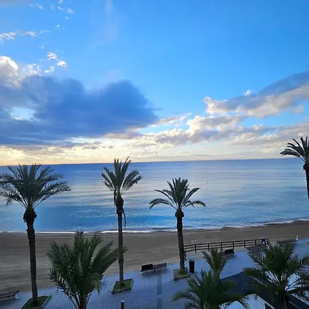 Beachfront & Sea Views Playa Del Cura Apartment *
